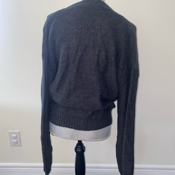 Pretty little thing Side tie sweater - Picture 2 of 2